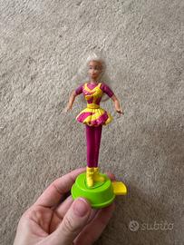 Ballerina Barbie dancer