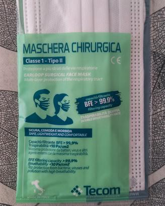 Mascherina chirurgica