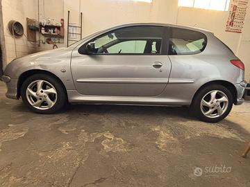 Peugeot 206 3p. Hdi XS
