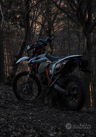 Ktm exc 125 six days