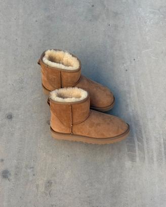 Ugg Classin Mini II
