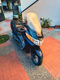 Suzuki Burgman 400 - 2004