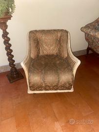 Poltrona in legno chiaro,lavorazione bambu’ e pagl