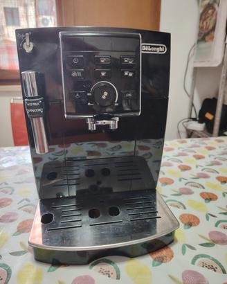 Macchina caffè DeLonghi 