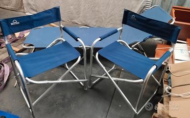 2 sedie e uno sdraio 