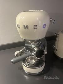 Macchina del caffè SMEG