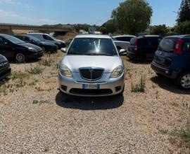 Lancia Ypsilon 1.2 Oro