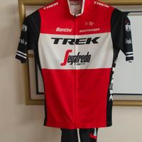 completo ciclismo Trek-Segafredo