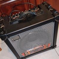 amplificatore chitarra Roland