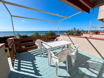 Appartamento fronte mare mese di giugno