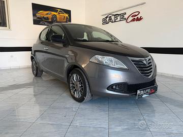 Lancia Ypsilon 1.2 69 CV 5 porte Silver