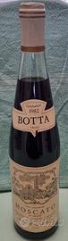 Bottiglia di Vino Moscato Botta