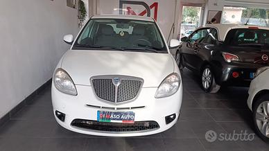 Lancia Ypsilon 1.2 Argento