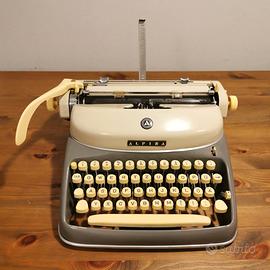 Macchina da scrivere Alpina SK24 