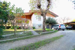 VILLA SINGOLA A JESOLO