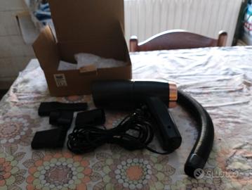 Aspirapolvere dà auto 