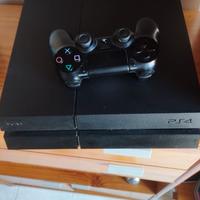 Playstation 4 con sette giochi