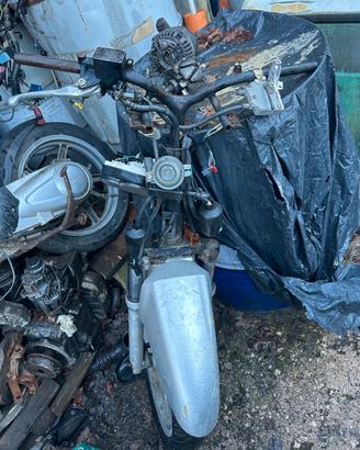 Manubrio completo sh125/150 2010