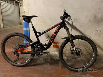 Bicicletta GT Force Expert