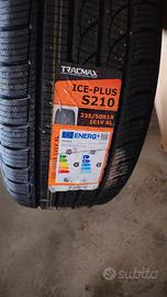 2 gomme invernali 235/50 r 18 NUOVE