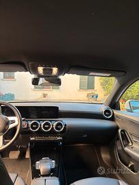 MERCEDES CLASSE A 250 e plug-in hybrid 2023