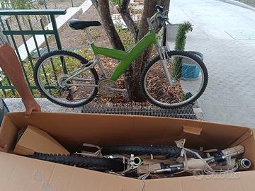 Mountain bike Pininfarina dentro scatolo