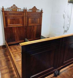 Struttura letto matrimoniale in legno