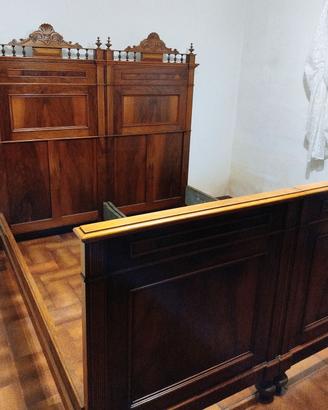 Struttura letto matrimoniale in legno