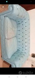 divano modello Chesterfield 