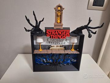 Espositore stranger things Kinder funko 