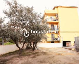 Appartamento ristrutturato con giardino privato