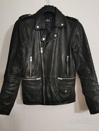 GIUBBOTTO NERO IN PELLE