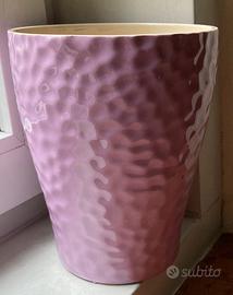 Vaso decorativo in ceramica rosa bocciardata