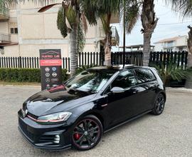 Volkswagen Golf GTI Performance 2.0 245 CV TSI DSG