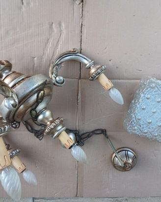 Dispongo di molti lampadari vintage