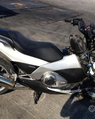 Honda integra 700 2012 ricambi usati
