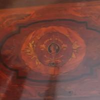 vecchio tavolino stile Napoleone lll in buono stat