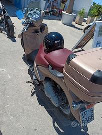 , scooter Scarabeo Leonardo 150 cc