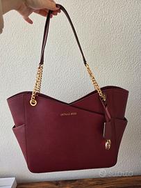 Borsa tote Micheal Kors bordeaux a spalla