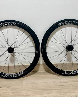 Ruote carbonio giant slr2
