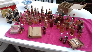 Mignon bottiglie Whisky Brandy Rhum