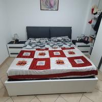 Letto matrimoniale con contenitore