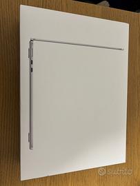 MacBook Air M3 13” Argento NUOVO SIGILLATO Apple