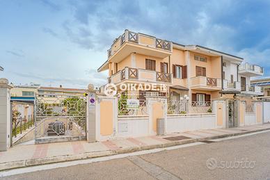 Villa vista Poetto su 4 livelli a Quartu S.Elena