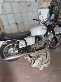moto guzzi v7