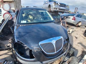 cofano anteriore LANCIA Y completo di griglia