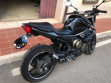 Yamaha xj6 2009