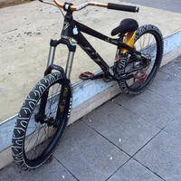 Bici GW RAVEN