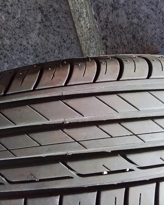 4 gomme estive Bridgestone Opel Crossland
