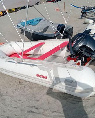 Gommone completo di motore e tendalino